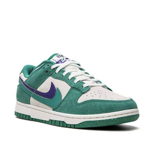 Dunk Low SE 85